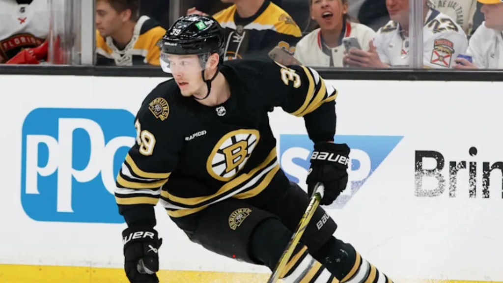 Boston Bruins forward Morgan Geekie