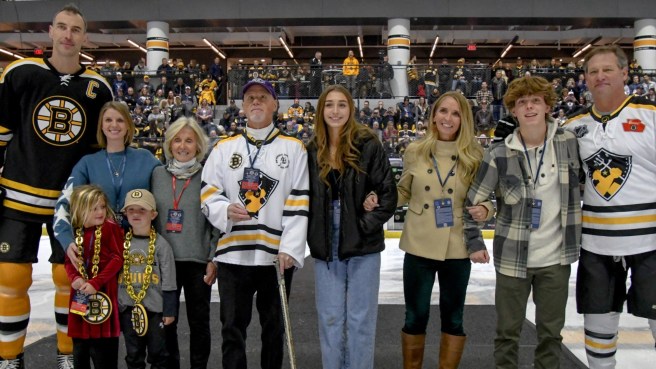 Boston Bruins legend Zdeno Chara and Warrior For Life Fund executive director Ryan Croley with Gold Star Families 