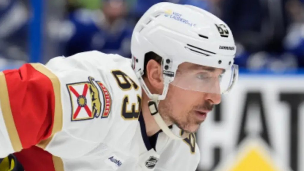 Brad Marchand Doesn’t Hide Emotions As Bruins Pay Tribute To Their Former&nbsp;Captain