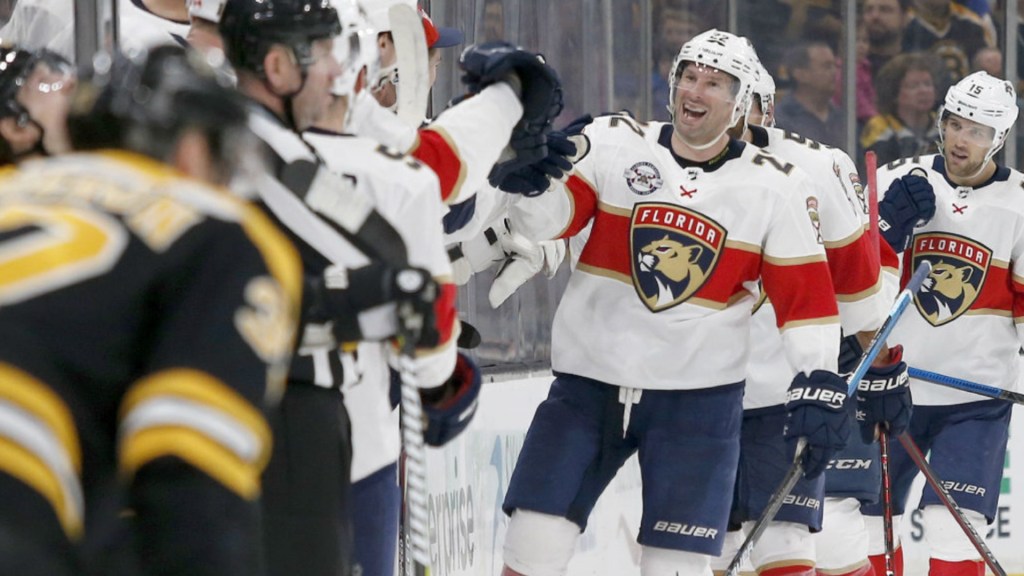 Off the Post: Bizarre Goal Sinks Bruins’ Comeback Bid Vs.&nbsp;Panthers